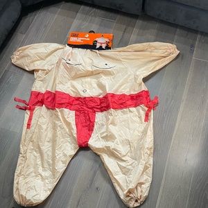 Totally Ghoul Sumo wrestler airblown inflatable costume. Nwt